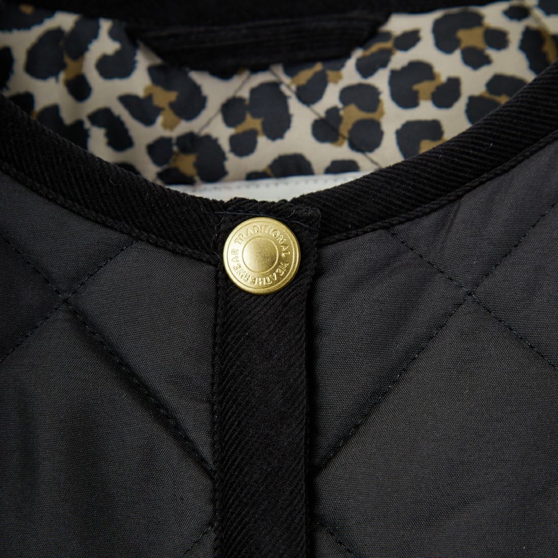 Traditional Weatherwear [トラディショナル ウェザーウェア] アークリー パフスリーブ レオ [L252APQCO0492AD] AD01 BK/LE