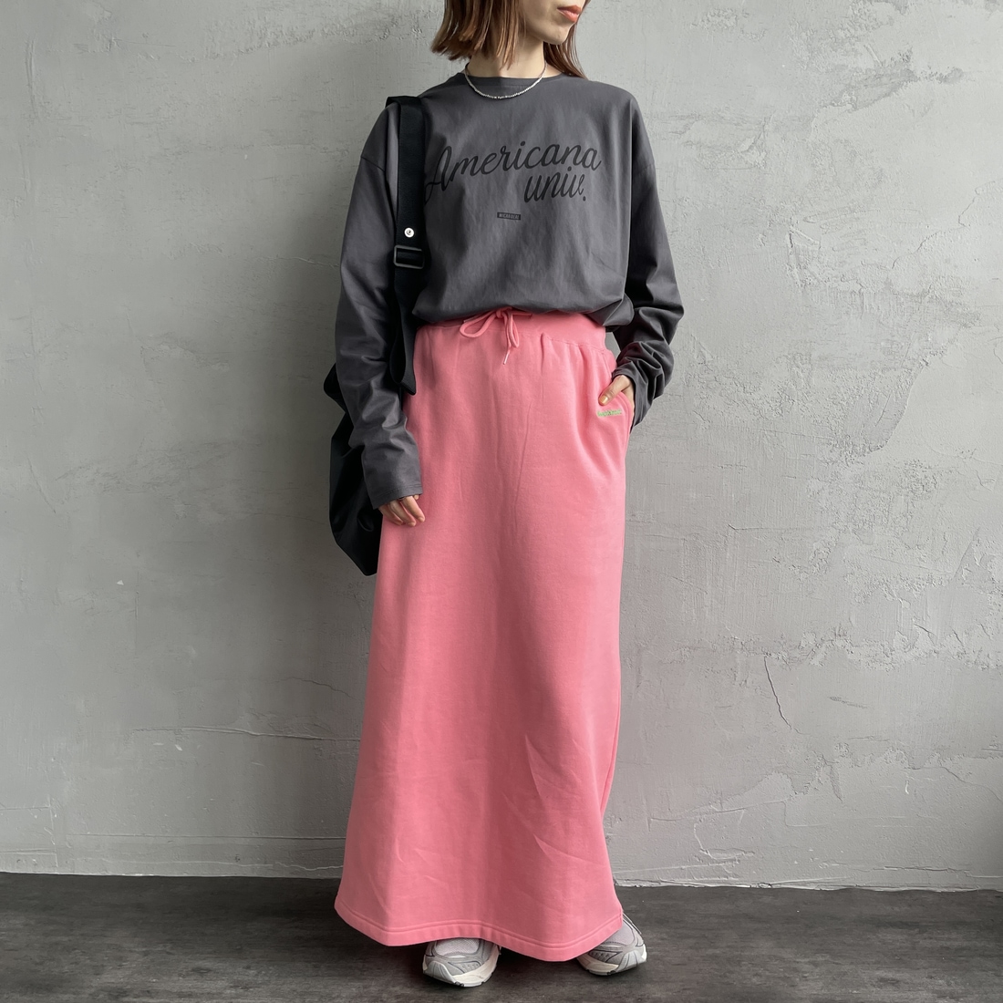 Health knit [ヘルスニット] クラシックスウェット ナローロングスカート [HR25F-L271IN-JF] PINK &&モデル身長：158cm 着用サイズ：M&&