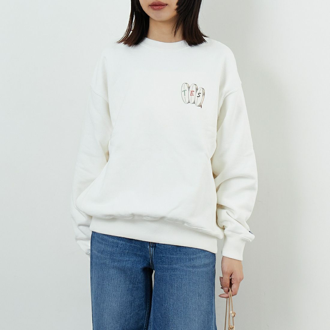 The Endless Summer [エンドレスサマー] YAKUMAN クルーネックスウェット [FH-25774325] 07 WHITE &&モデル身長：162cm 着用サイズ：S&&