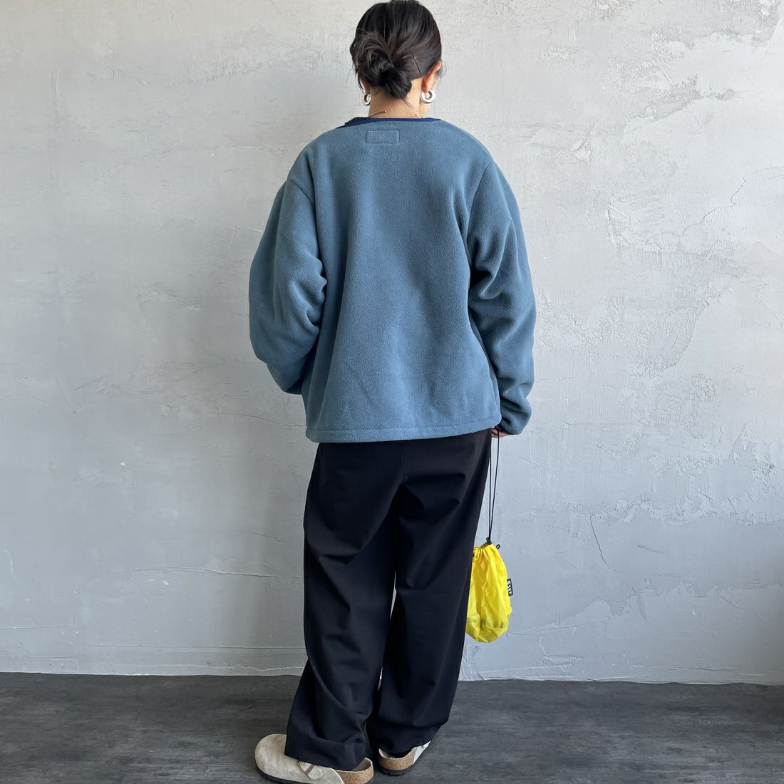 KELTY [ケルティ] 別注 クルーネック フリースカーディガン [KE254W30IN01-JF] BLUE &&モデル身長：150cm 着用サイズ：S&&