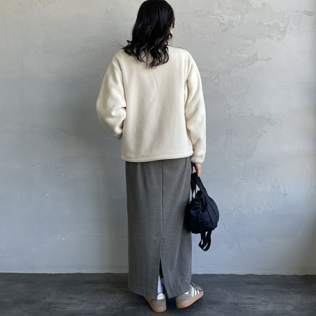 KELTY [ケルティ] 別注 クルーネック フリースカーディガン [KE254W30IN01-JF] IVORY &&モデル身長：159cm 着用サイズ：S&&