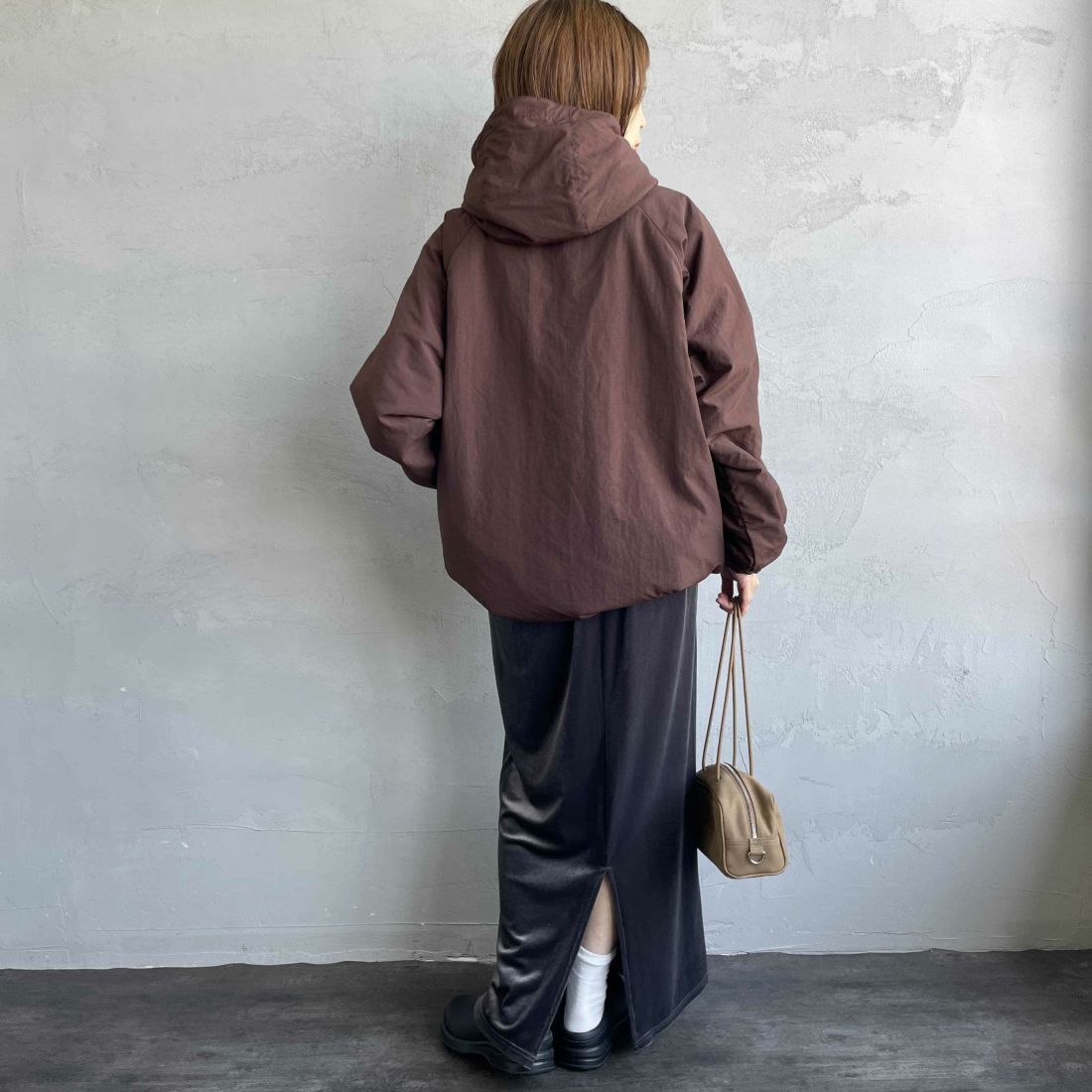 frostline [フロストライン] 別注 リバーシブルフードブルゾン [FL15-JK-IN5-JF] BROWN &&モデル身長：158cm 着用サイズ：M&&