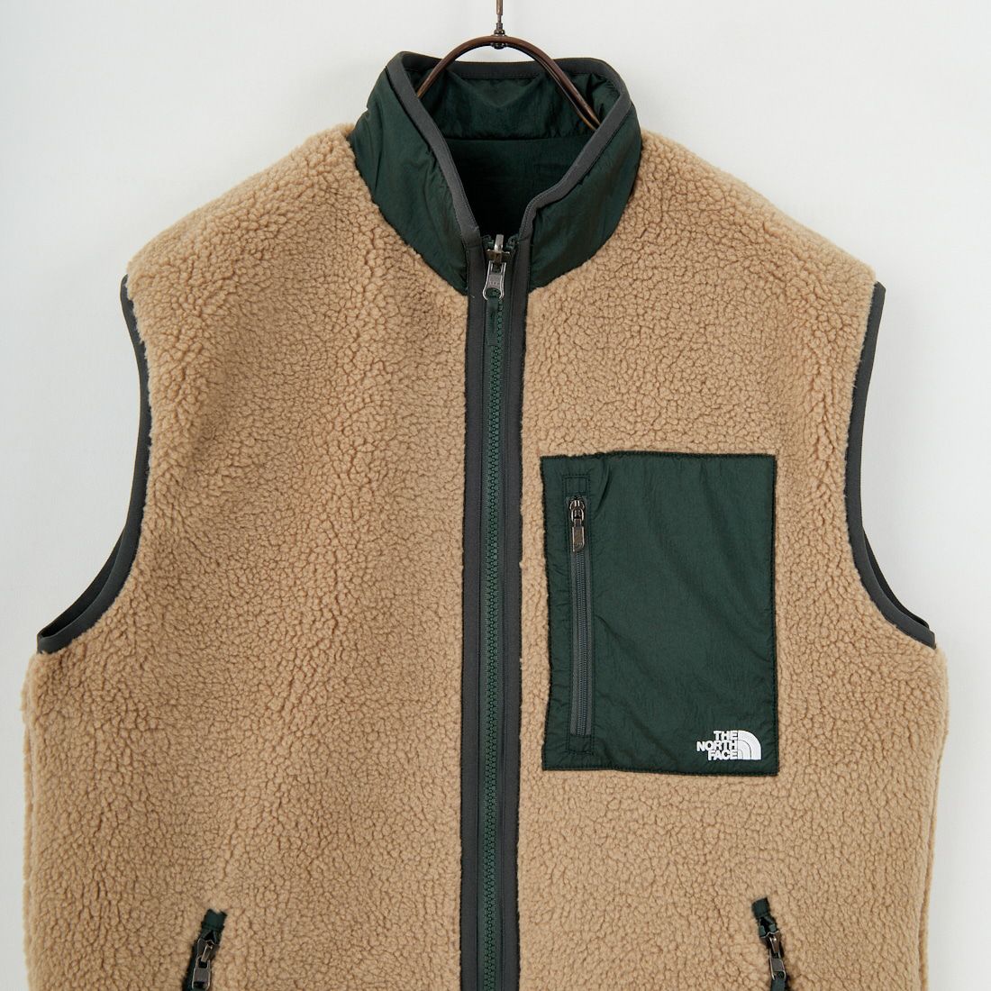 THE NORTH FACE [ザ ノースフェイス] リバーシブル エクストリームパイルフリースベスト [NP72537] CA