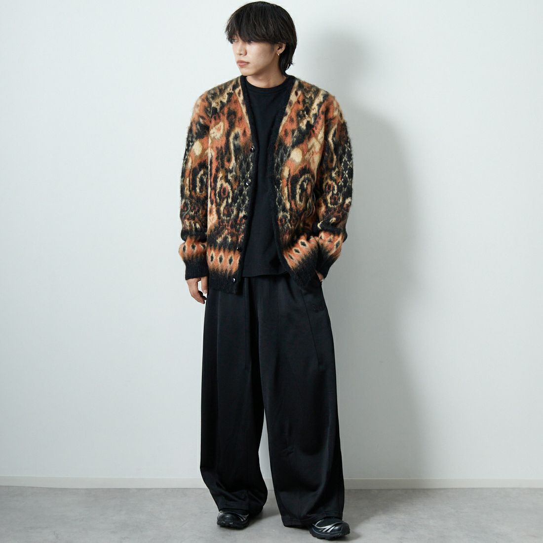 Needles [ニードルズ] モヘアカーディガン PAISLEY [RW356] BLACK &&モデル身長：179cm 着用サイズ：L&&