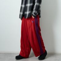 C RED&&モデル身長：179cm 着用サイズ：XS&&