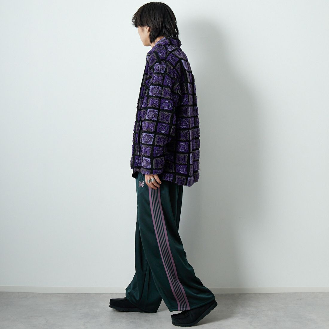 Needles [ニードルズ] ヒザデルトラックパンツ [RW320] B GREEN &&モデル身長：179cm 着用サイズ：S&&