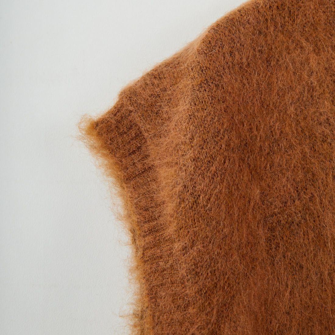 Needles [ニードルズ] モヘアニットベスト SOLID [RW359] A ORANGE