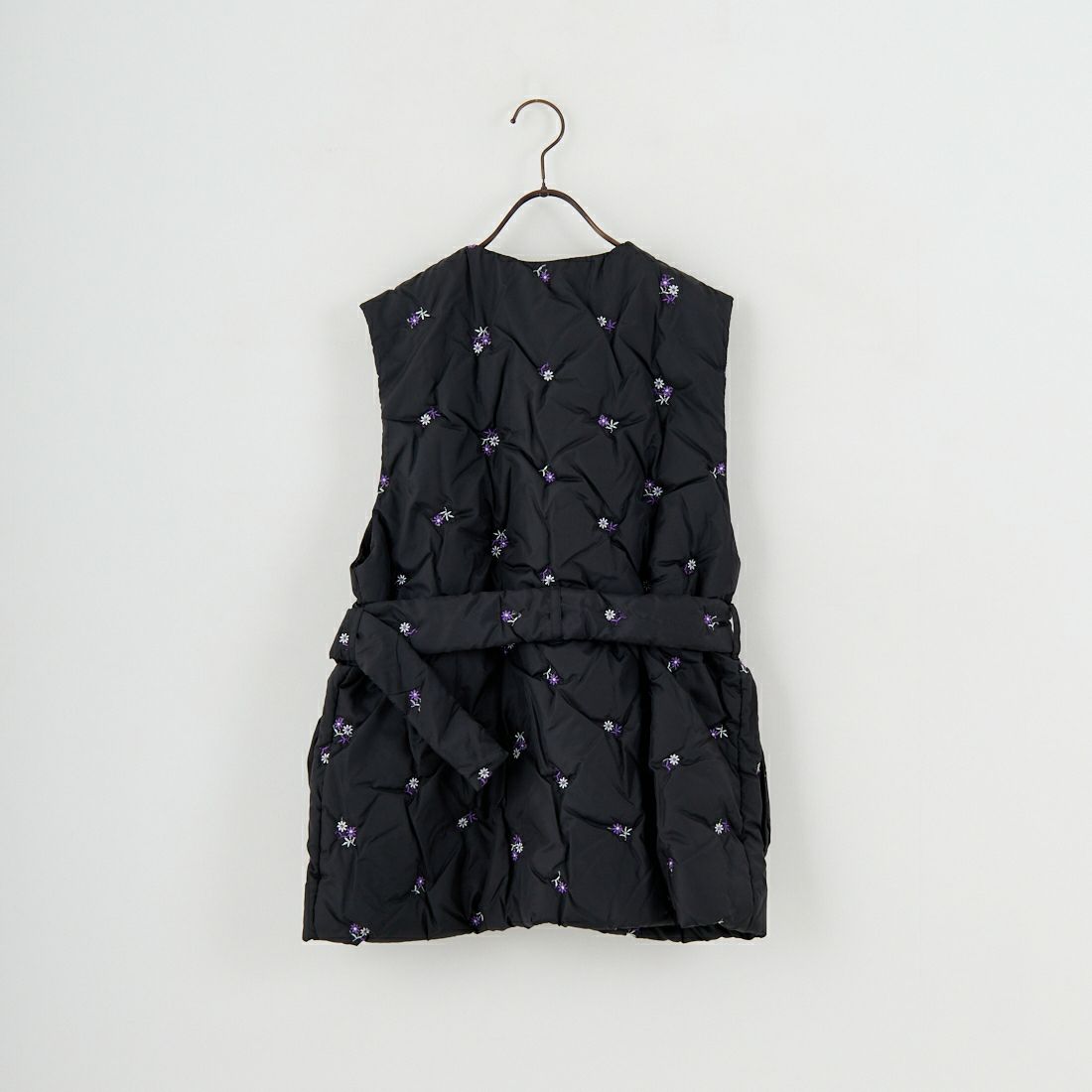 RhodolirioN [ロドリリオン] オリジナル フローラル 刺繍 パデッド ベスト [RV1026] C BLACK