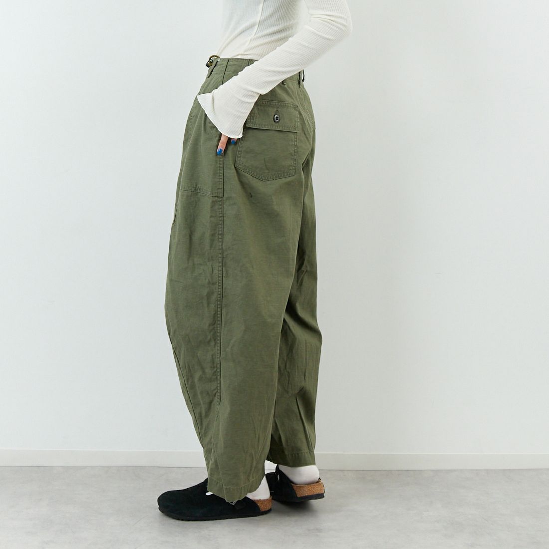 Needles [ニードルズ] ファティーグ ヒザデルパンツ [RW237] A OLIVE &&モデル身長：167cm 着用サイズ：1&&