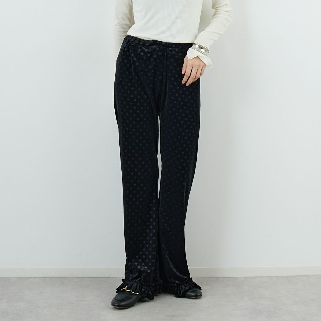 rhodolirion ロドリリオン フリルペインターパンツ デニム　サイズ 1 2025年最新】ロドリ フリルパンツの人気アイテム - メルカリ