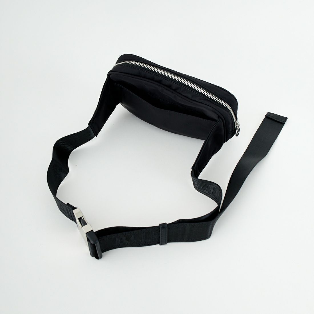 BALR. [ボーラー] ナイロンクラシックウエストバッグ [B62201027] JET BLACK