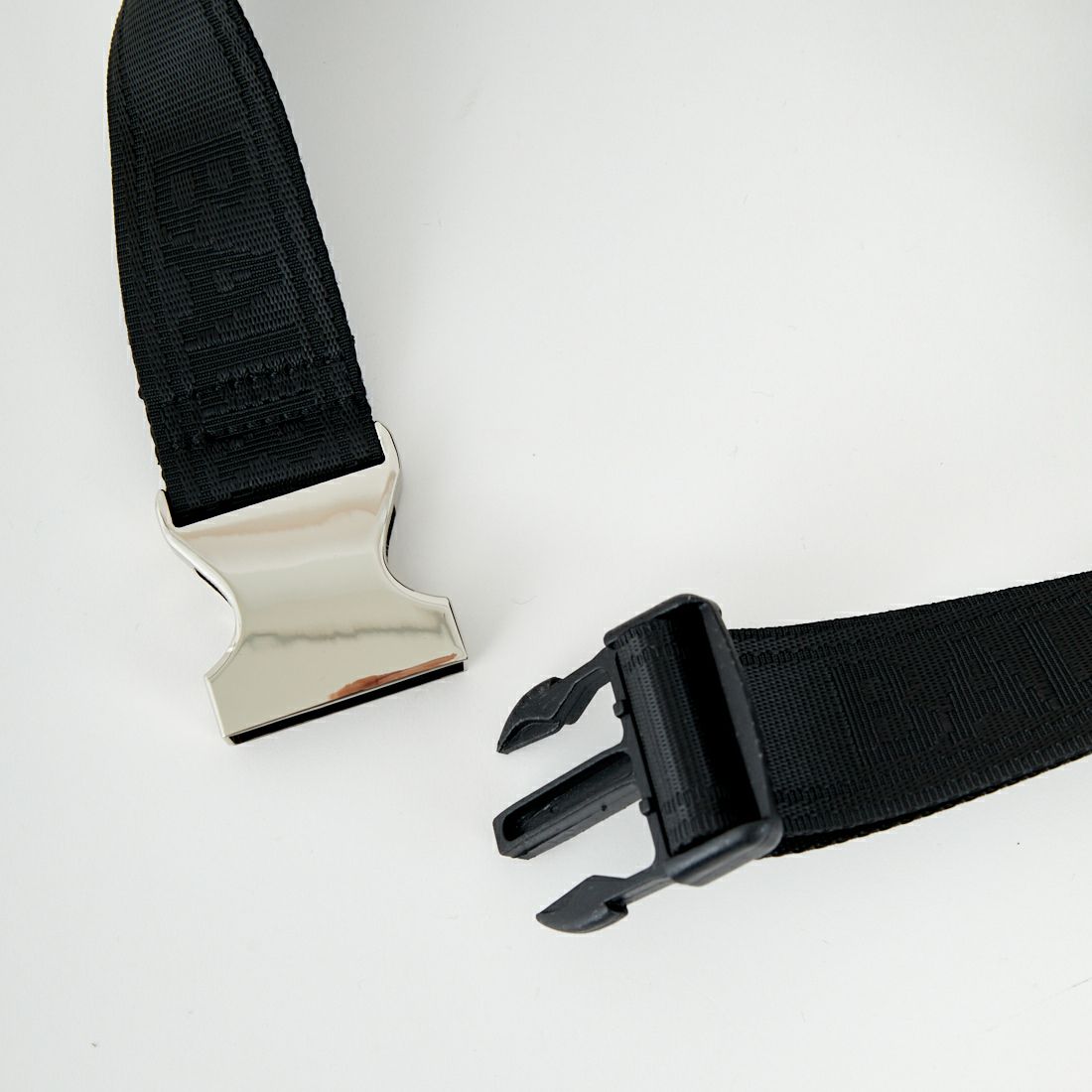 BALR. [ボーラー] ナイロンクラシックウエストバッグ [B62201027] JET BLACK