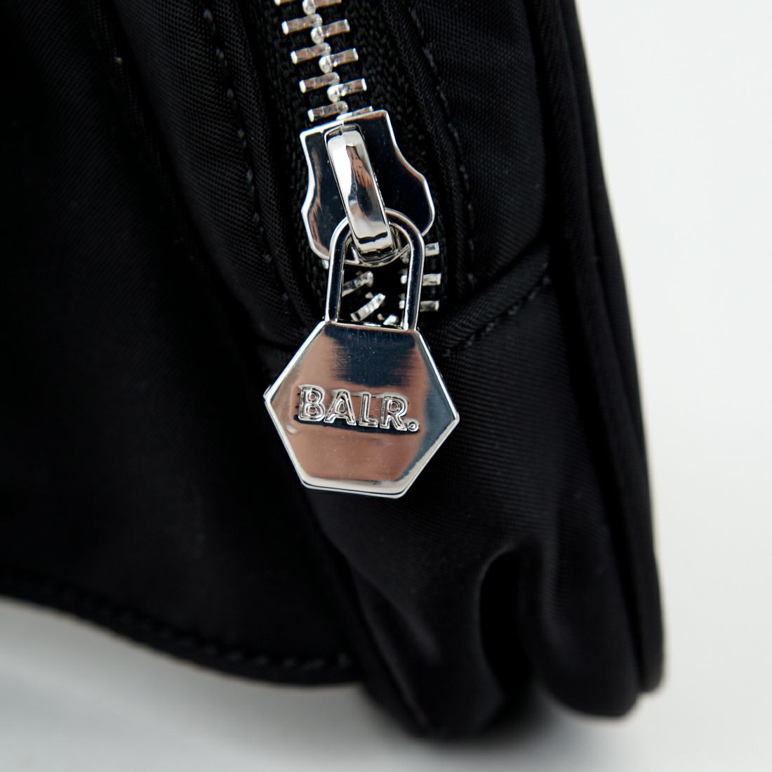 BALR. [ボーラー] ナイロンクラシックウエストバッグ [B62201027] JET BLACK