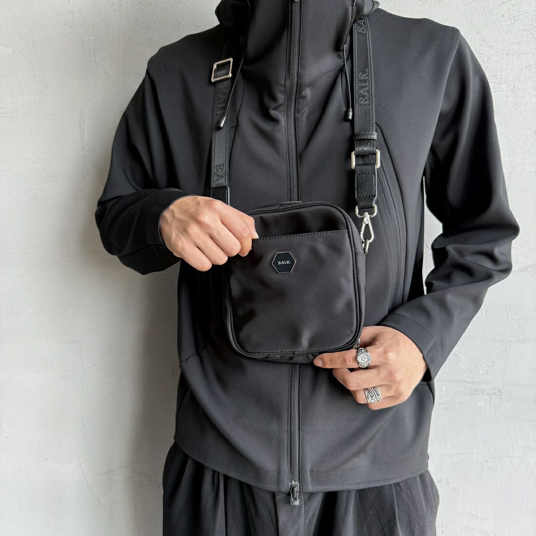 BALR. [ボーラー] クラシックメッセンジャーバッグ [B62341023] JET BLACK
