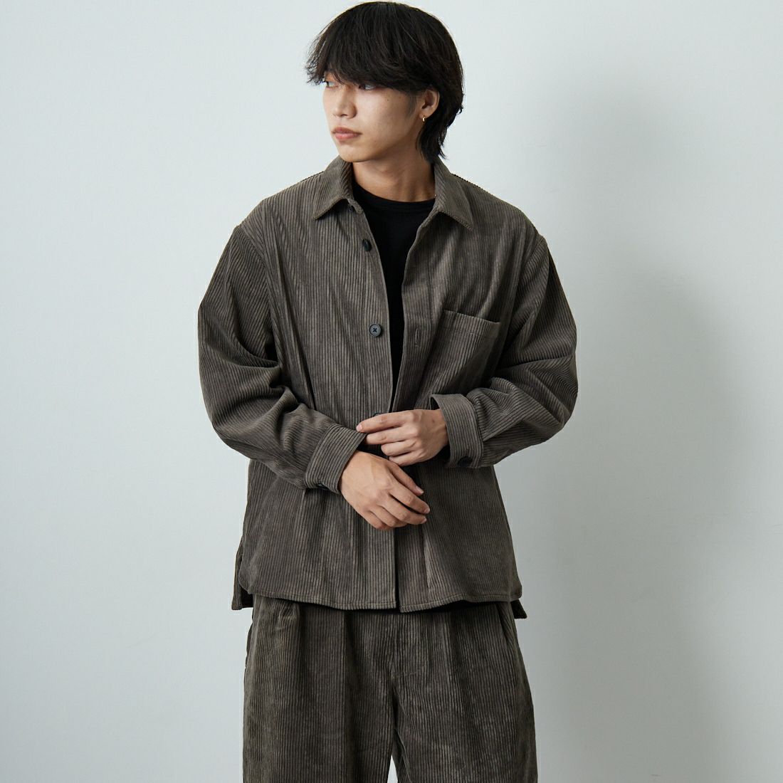 STILL BY HAND [スティルバイハンド] コーデュロイシャツジャケット [BL02253] KHK BROWN &&モデル身長：179cm 着用サイズ：46&&