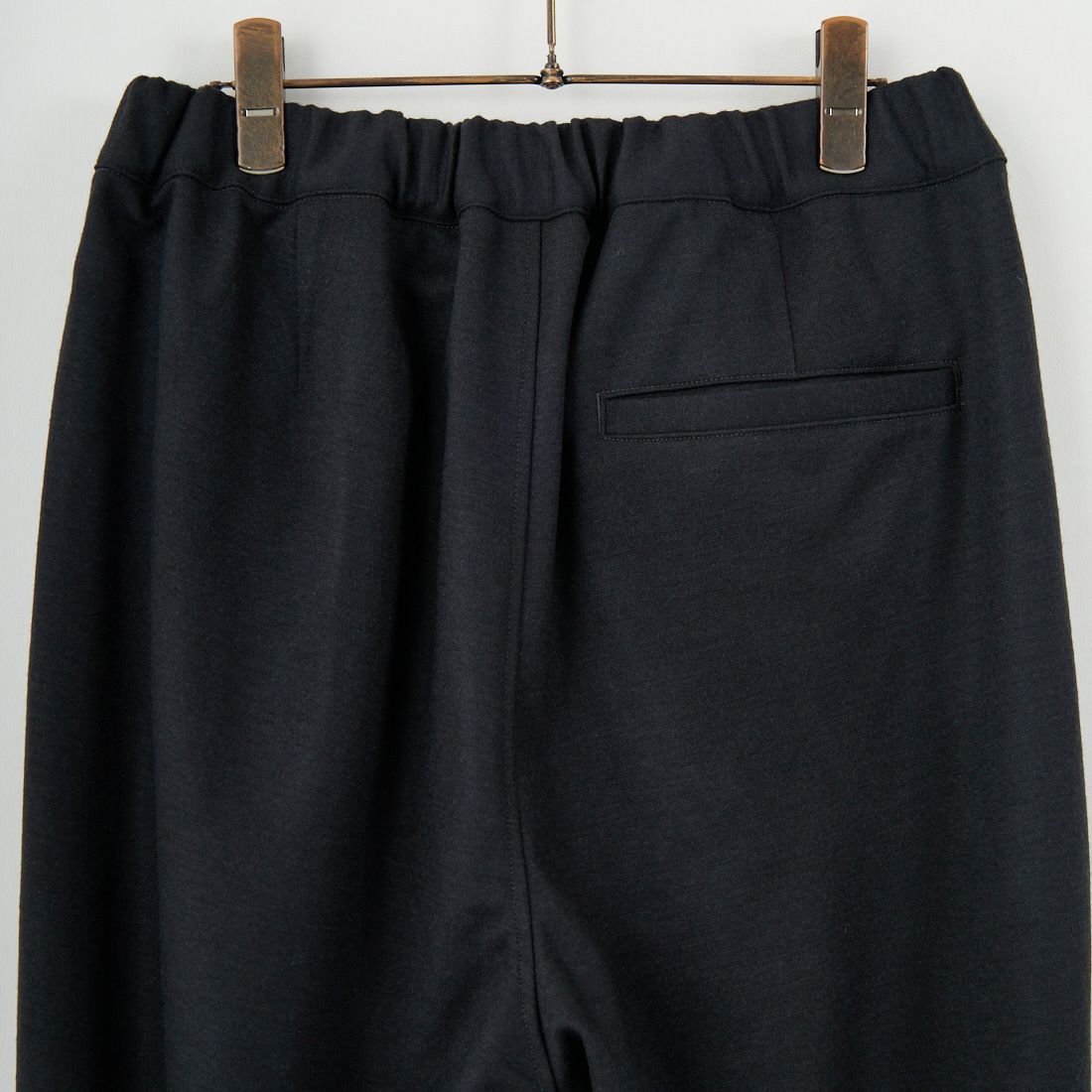 STILL BY HAND [スティルバイハンド] ウールジャージー ツータックパンツ [CS04253] CHARCOAL