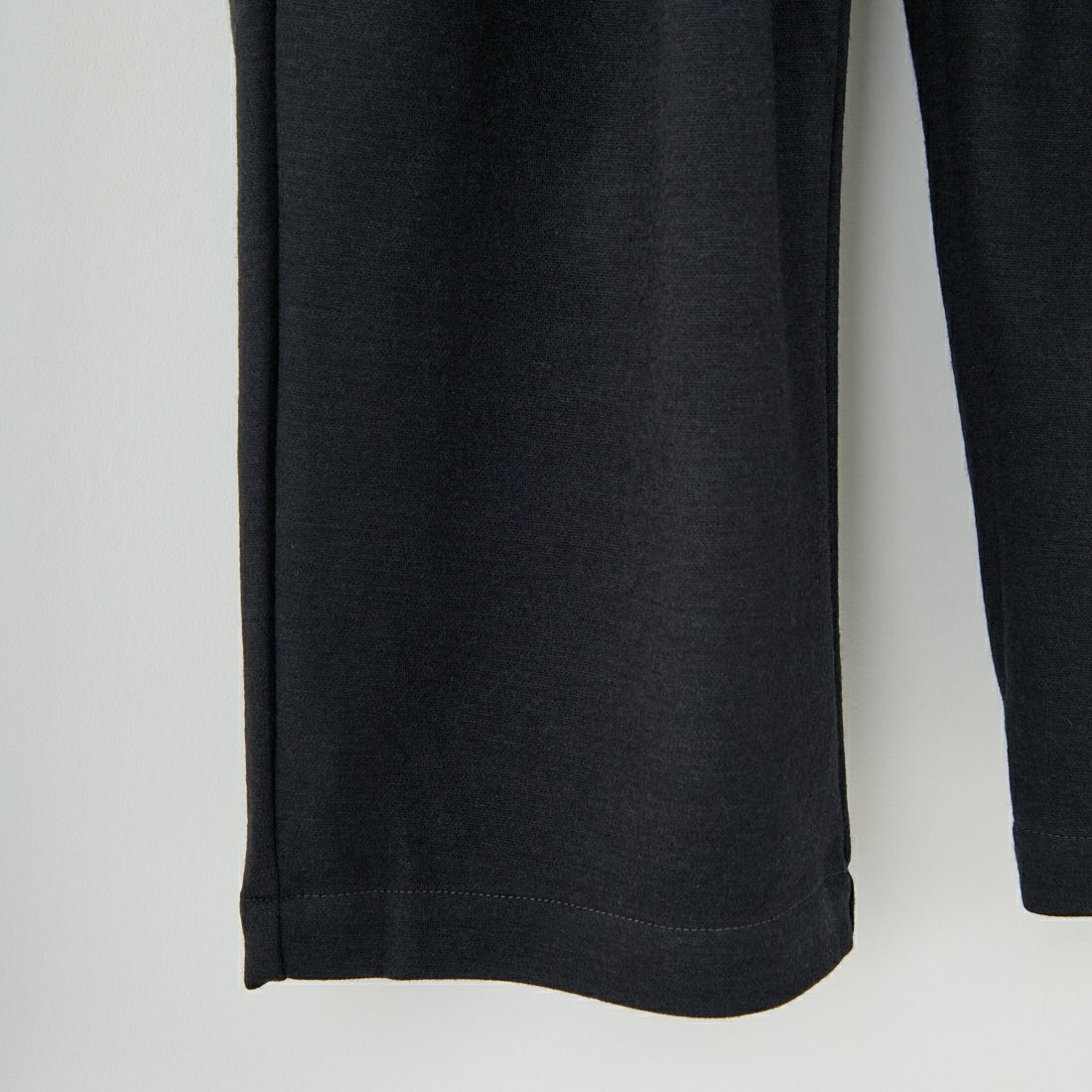 STILL BY HAND [スティルバイハンド] ウールジャージー ツータックパンツ [CS04253] CHARCOAL