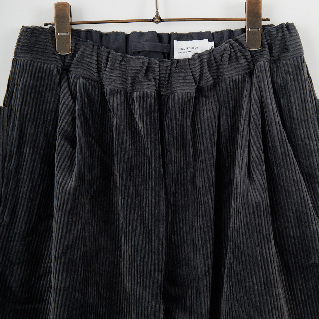 STILL BY HAND [スティルバイハンド] コーデュロイイージーパンツ [PT03253] BLU CHARC