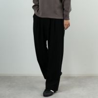 BLACK&&モデル身長：179cm 着用サイズ：48&&