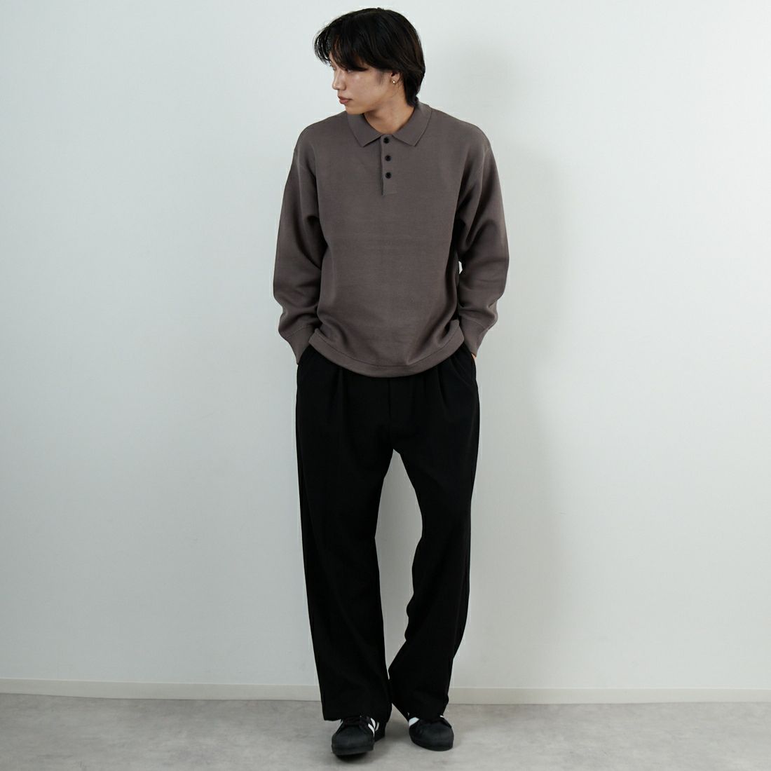 Noir Fabrik [ヌワールファブリック] ソフトフランネル ミニマルワイドスラックス [NF-254-081] BLACK &&モデル身長：179cm 着用サイズ：48&&