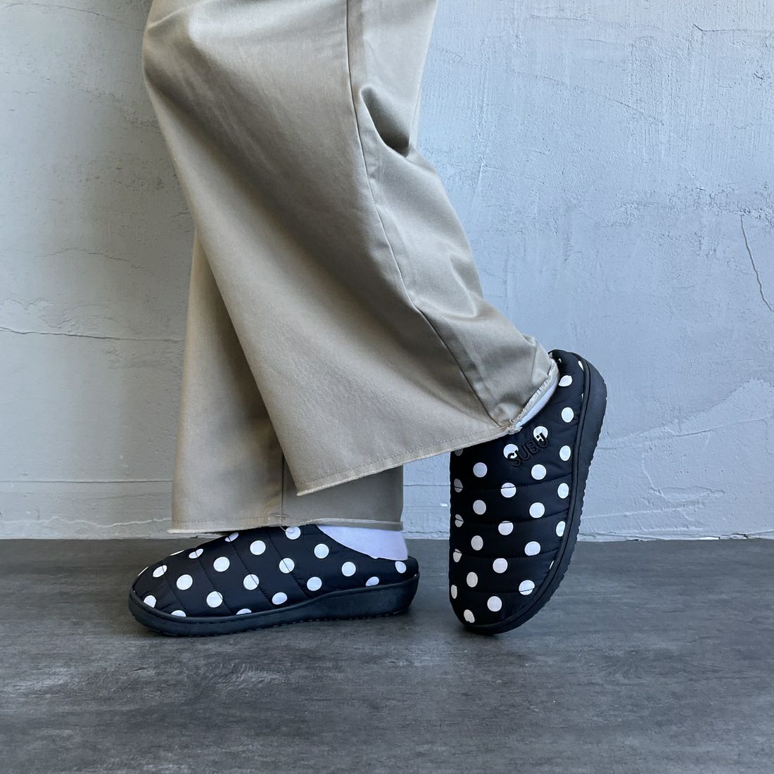 SUBU [スブ] パーマネント カラーサンダル [SUBU-PERMANENT] DOTS