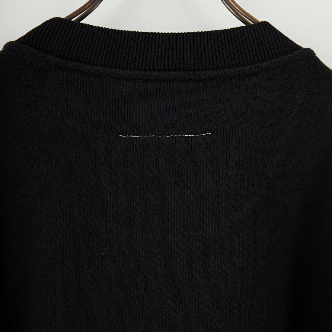 MM6 Maison Margiela [エムエムシックス メゾン マルジェラ] スウェットシャツ [SH0GU0029-M25014] 900 BLACK