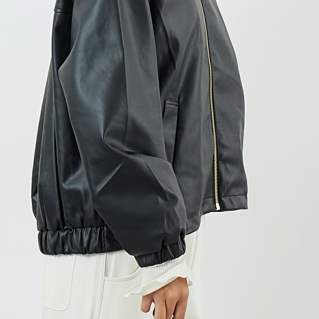 Jf Ready Made [ジェイエフレディメイド] フェイクレザージャケット [8552211-01] 03 ﾌﾞﾗｯｸ &&モデル身長：167cm 着用サイズ：F&&