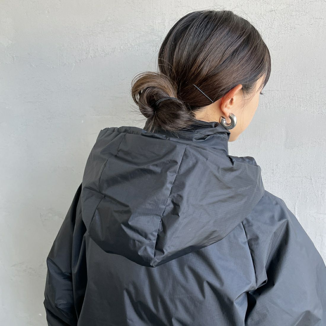 JEANSFACTORY × NANGA [ジーンズファクトリー × ナンガ] 別注 オーロラテックスダウンジャケット [JMP-254-030-JF] BLACK &&モデル身長：150cm 着用サイズ：S&&