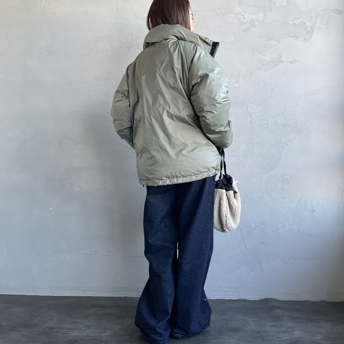 JEANSFACTORY × NANGA [ジーンズファクトリー × ナンガ] 別注 オーロラテックスダウンジャケット [JMP-254-030-JF] O.D GREEN &&モデル身長：159cm 着用サイズ：S&&