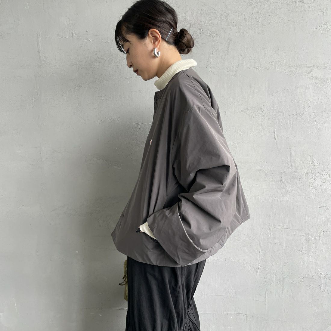 DANTON [ダントン] カラーレスワイドジャケット [DT-A0672PNT] CHARCOAL &&モデル身長：150cm 着用サイズ：36&&