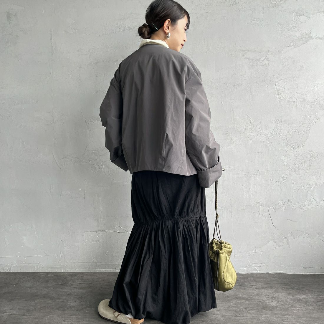 DANTON [ダントン] カラーレスワイドジャケット [DT-A0672PNT] CHARCOAL &&モデル身長：150cm 着用サイズ：36&&