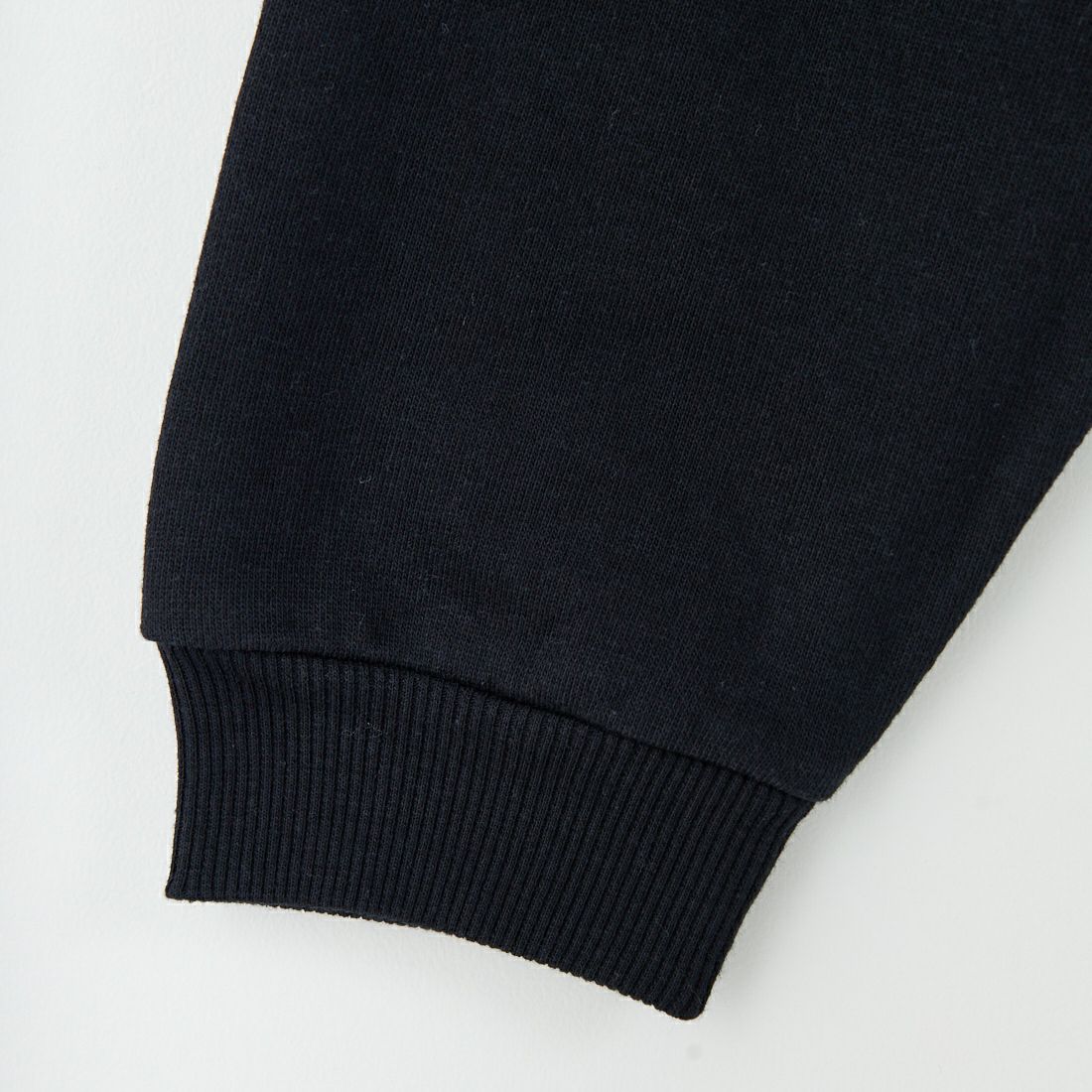 UNIVERSAL OVERALL [ユニバーサルオーバーオール] 別注 ワンポイントロゴ刺繍 スウェットカーディガン [U2532270IN-JF] BLACK