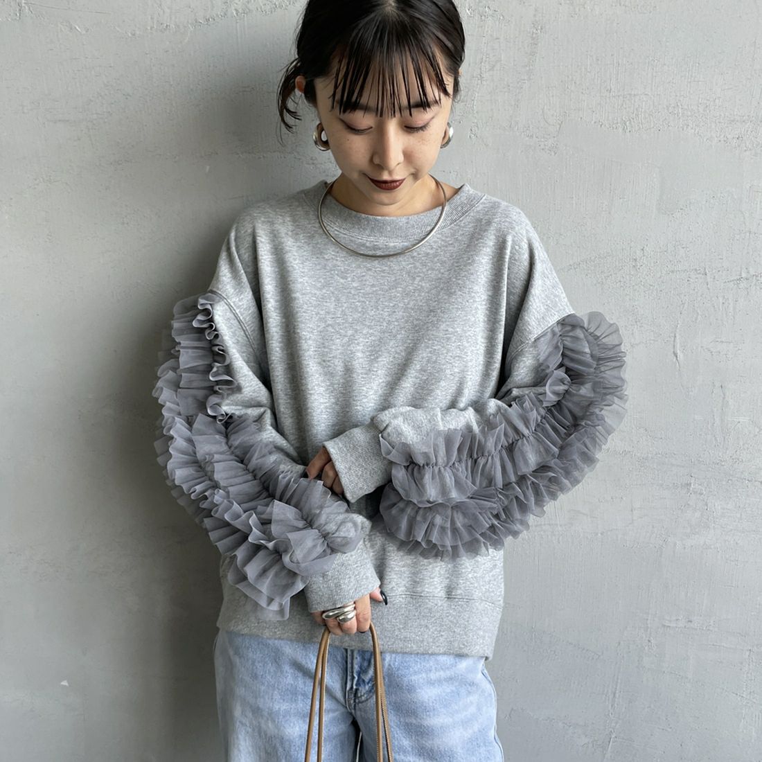 06 T.GRAY&&モデル身長：150cm 着用サイズ：F&&