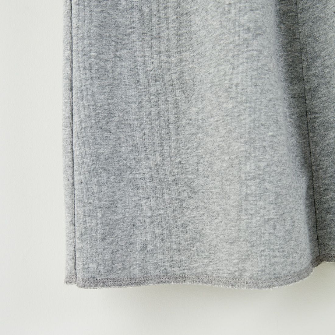 nenom [ネノム] カーゴデザイン ナローロングスウェットスカート [NE24132085] 06 T.GRAY