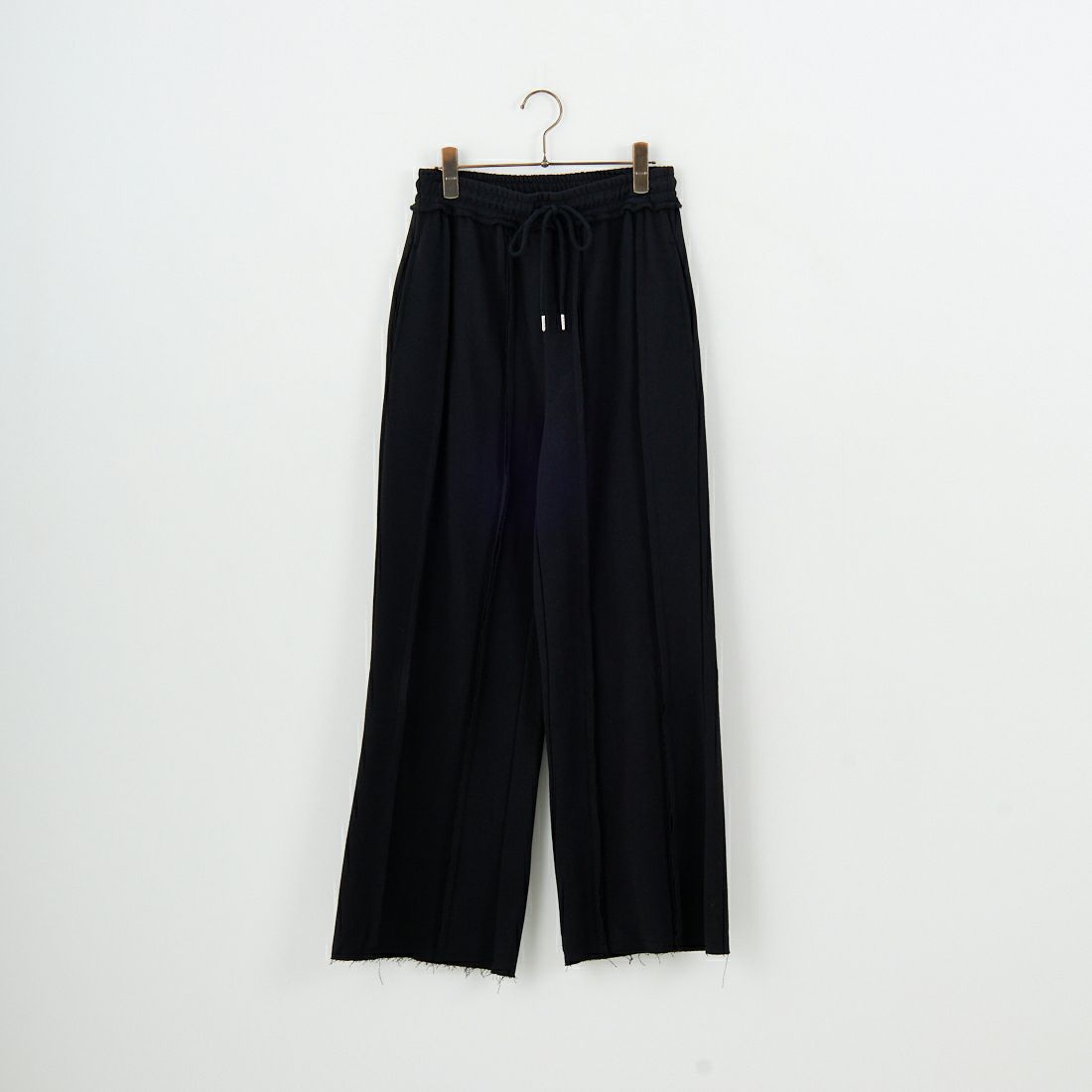 09 BLACK