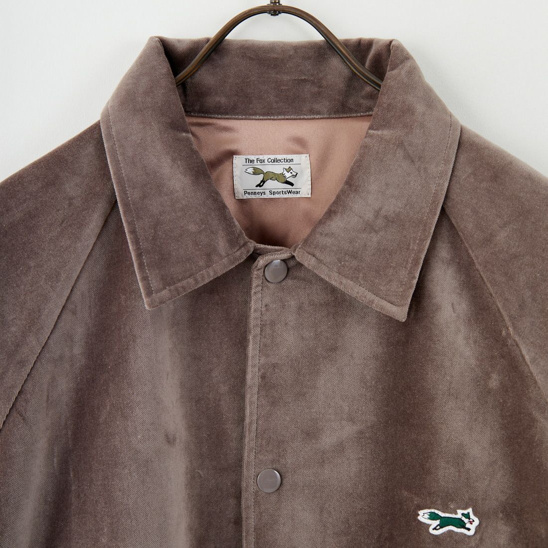 THE FOX [ザフォックス] 別注 ワンポイントロゴ ラグランスリーブコーチジャケット [PN25F002-JF] BEIGE