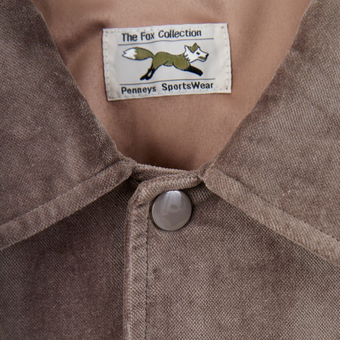 THE FOX [ザフォックス] 別注 ワンポイントロゴ ラグランスリーブコーチジャケット [PN25F002-JF] BEIGE