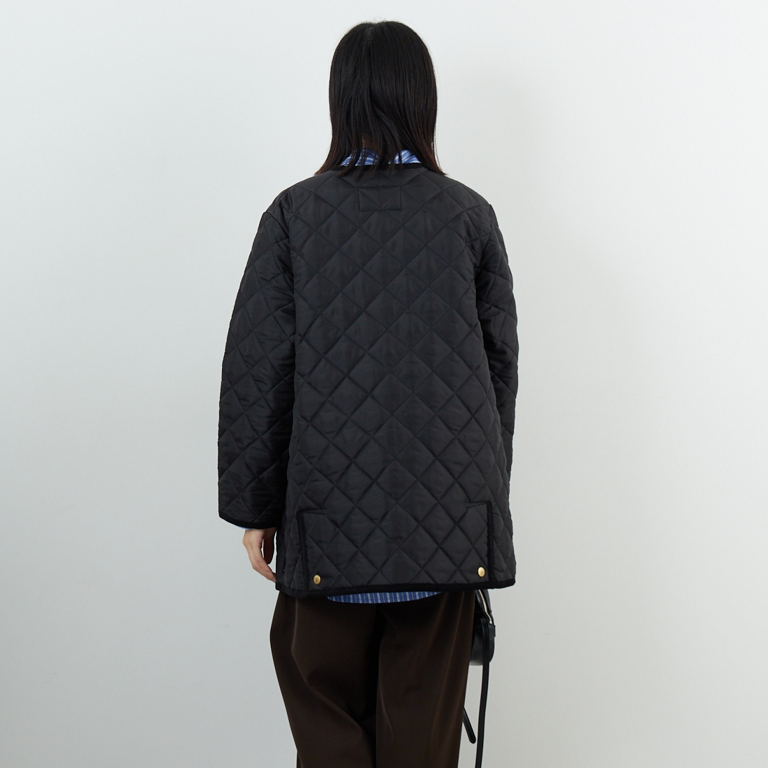 Traditional Weatherwear [トラディショナル ウェザーウェア] アークリー Aライン ミドル [L252APQCO0485AA] AA01 BK/BK &&モデル身長：162cm 着用サイズ：34&&