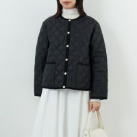 AA01 BK/BK&&モデル身長：162cm 着用サイズ：34&&