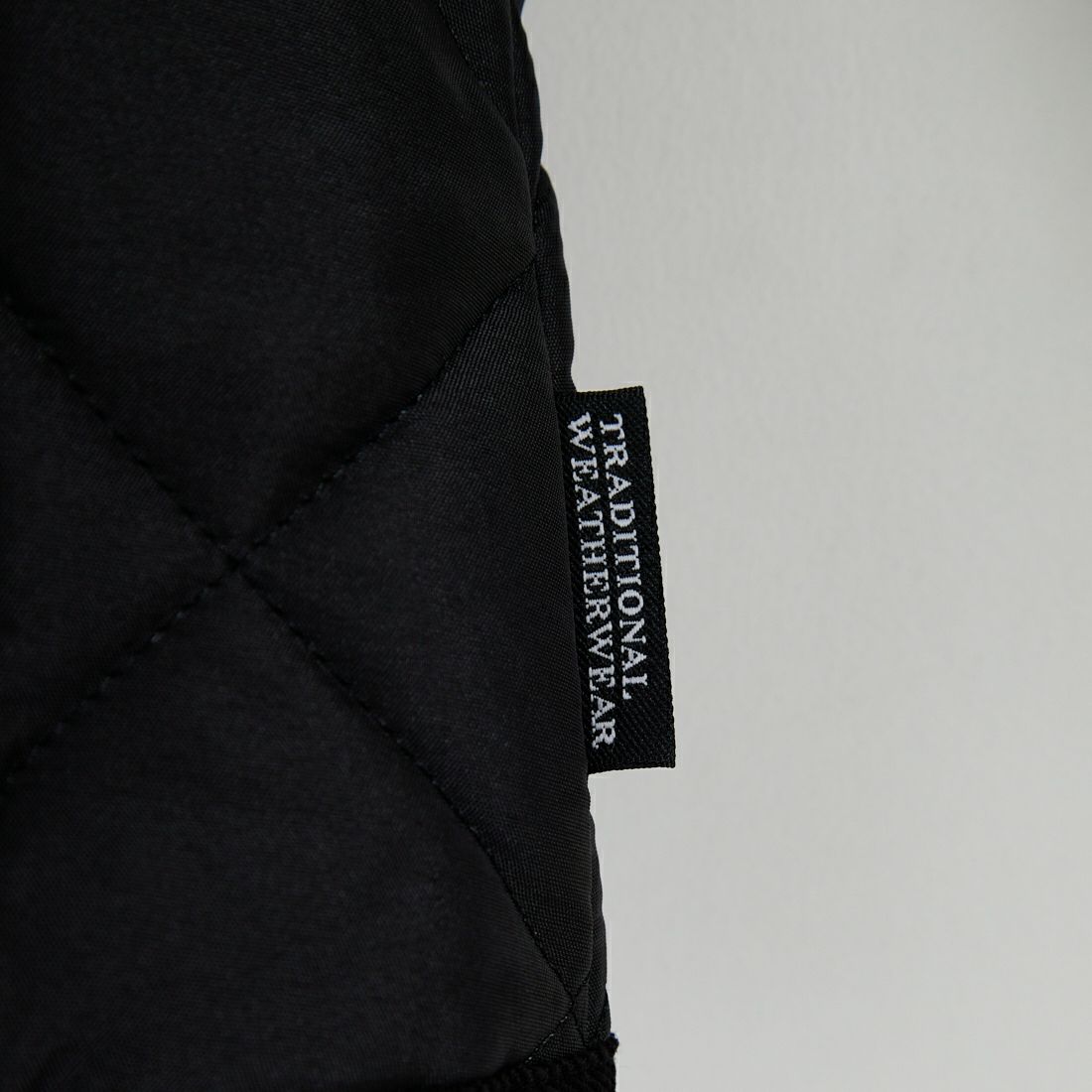 Traditional Weatherwear [トラディショナル ウェザーウェア] ウェーバリーAライン [L252APQCO0487AA] AA01 BK/BK