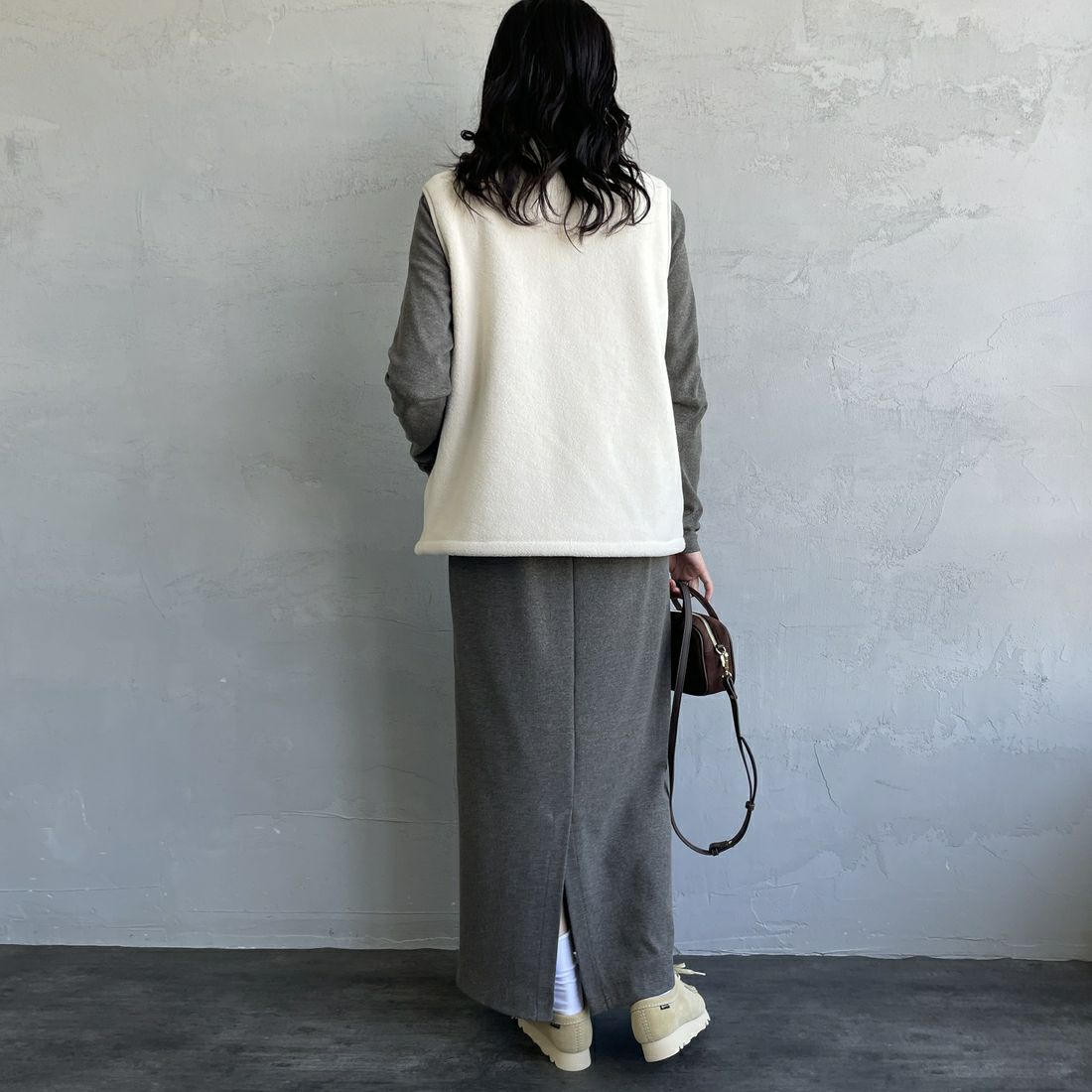 KELTY [ケルティ] 別注 フリース スタンドネックベスト [KE254W30IN02-JF] IVORY &&モデル身長：160cm 着用サイズ：S&&