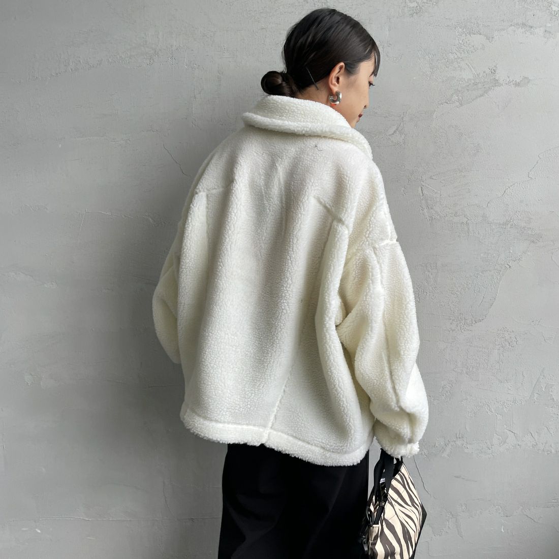 WILD THINGS [ワイルドシングス] ボアG-1ジャケット [WTL25113IS] OFF &&モデル身長：150cm 着用サイズ：M&&