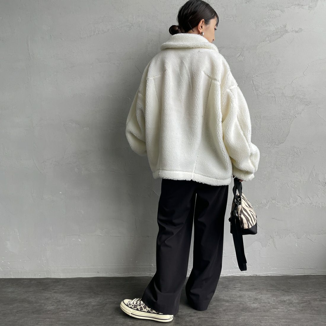 WILD THINGS [ワイルドシングス] ボアG-1ジャケット [WTL25113IS] OFF &&モデル身長：150cm 着用サイズ：M&&