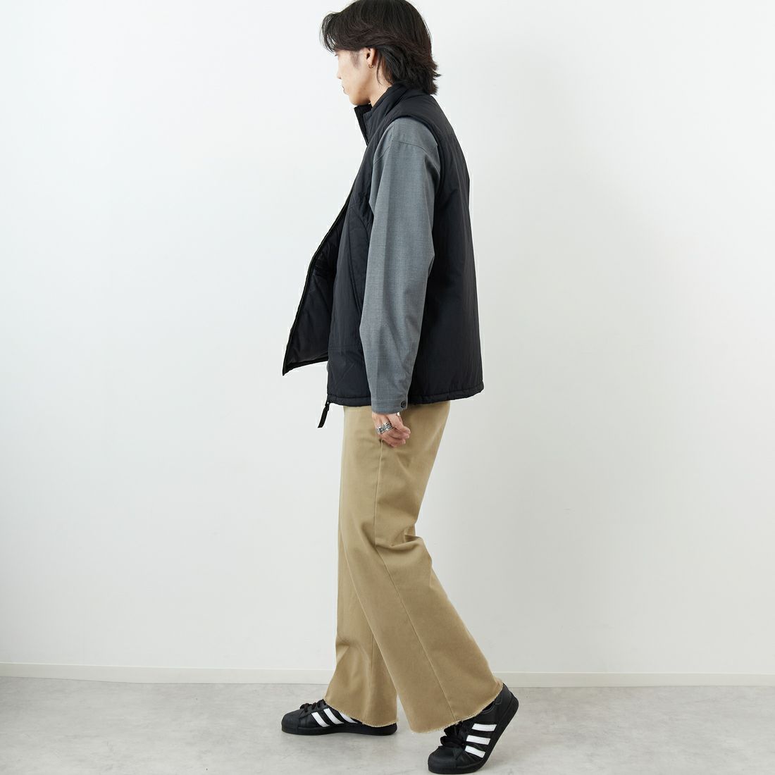 WILD THINGS [ワイルドシングス] モンスターベスト [WT25103SK] BLACK &&モデル身長：179cm 着用サイズ：L&&