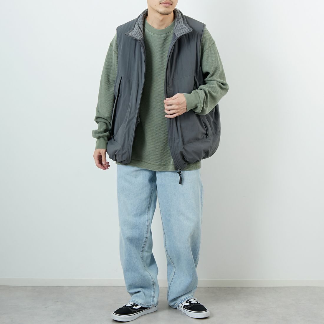 WILD THINGS [ワイルドシングス] モンスターベスト [WT25103SK] GREY &&モデル身長：168cm 着用サイズ：L&&