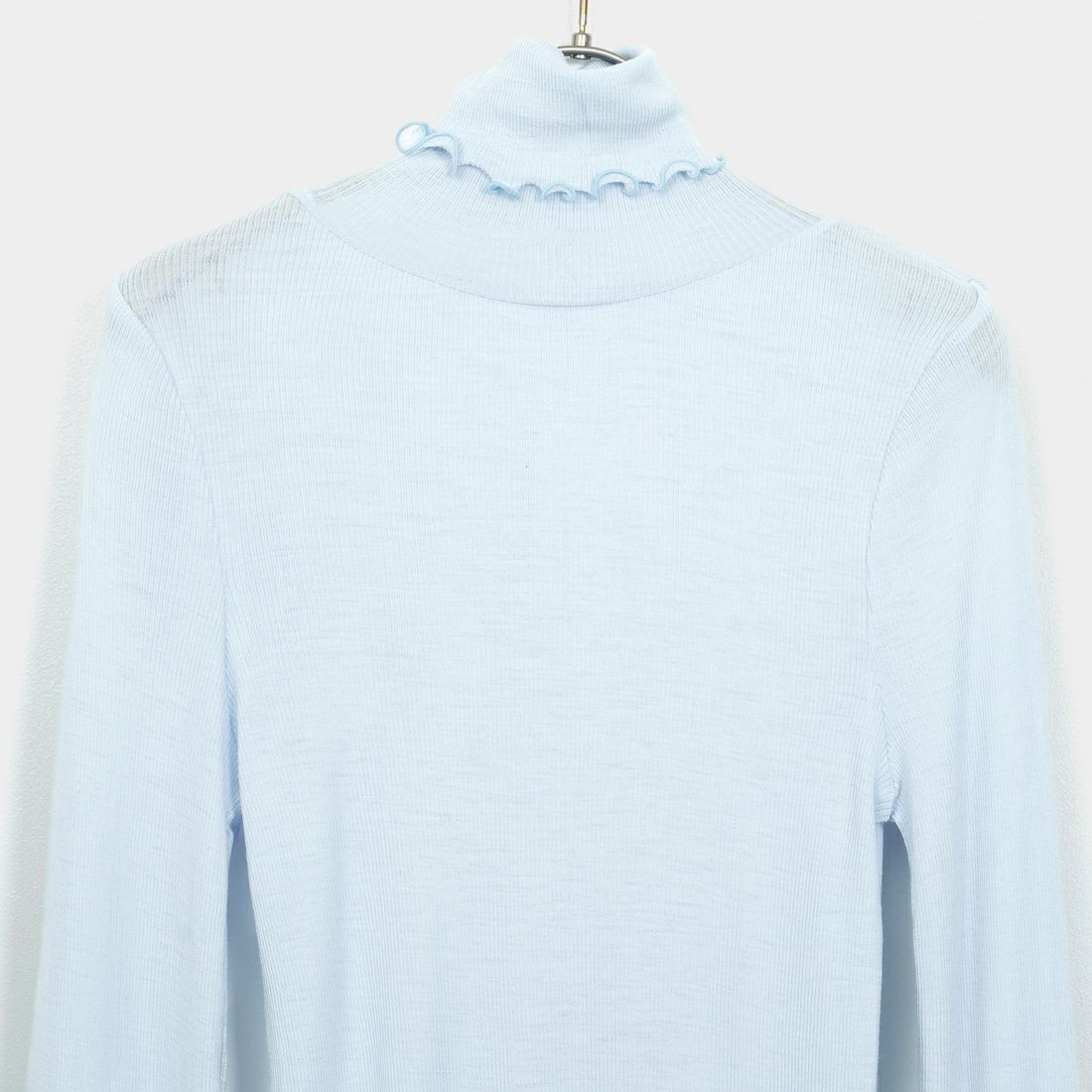 me. [ミードット] ウォッシャブル メリノウールタートルネックニット [ME-23309] 72 LT.BLUE
