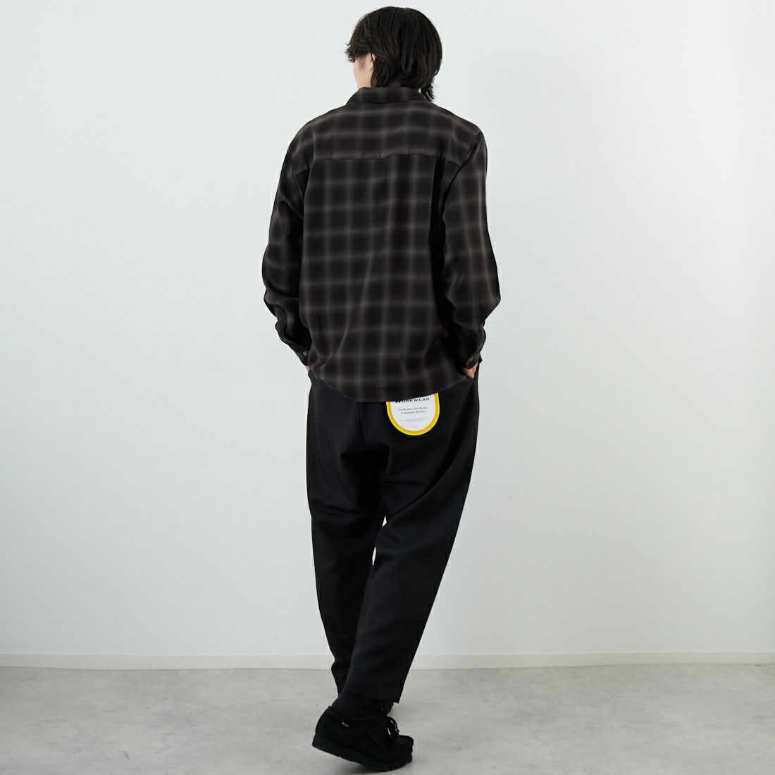 Extended By GORO NAKATSUGAWA (MIN-NANO) 5601 ツープリーツパンツ 80 ﾌﾞﾗｯｸ &&モデル身長：179cm 着用サイズ：L&&