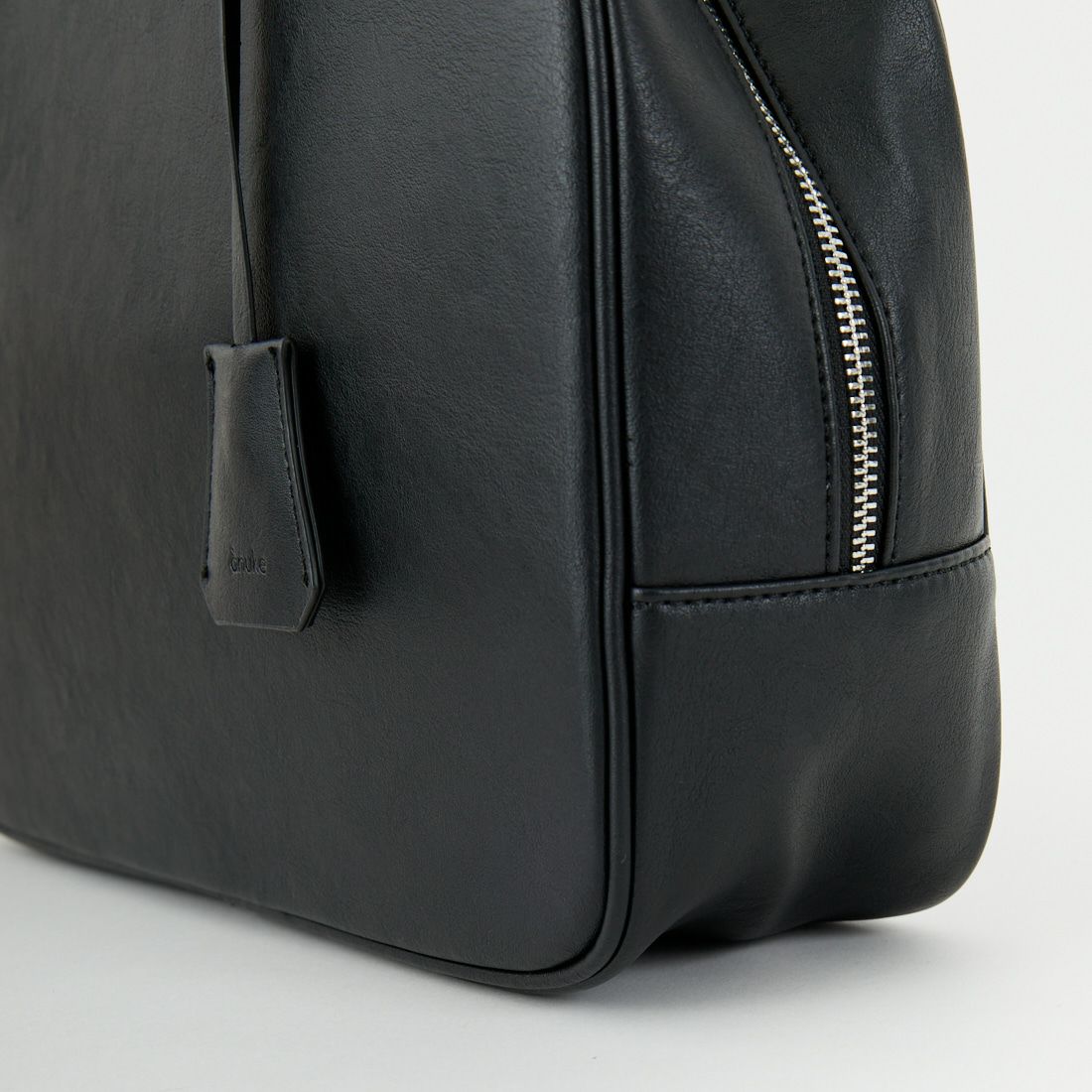 anuke [アンヌーク] エコレザーボストンバッグ [62521018] BLK