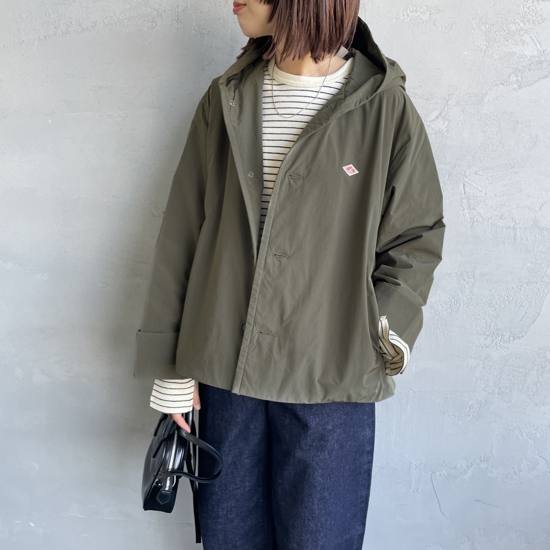 DANTON [ダントン] ピーチタフタ フーデッドジャケット [DT-A0673PNT] DEEP OLIVE &&モデル身長：160cm 着用サイズ：34&&