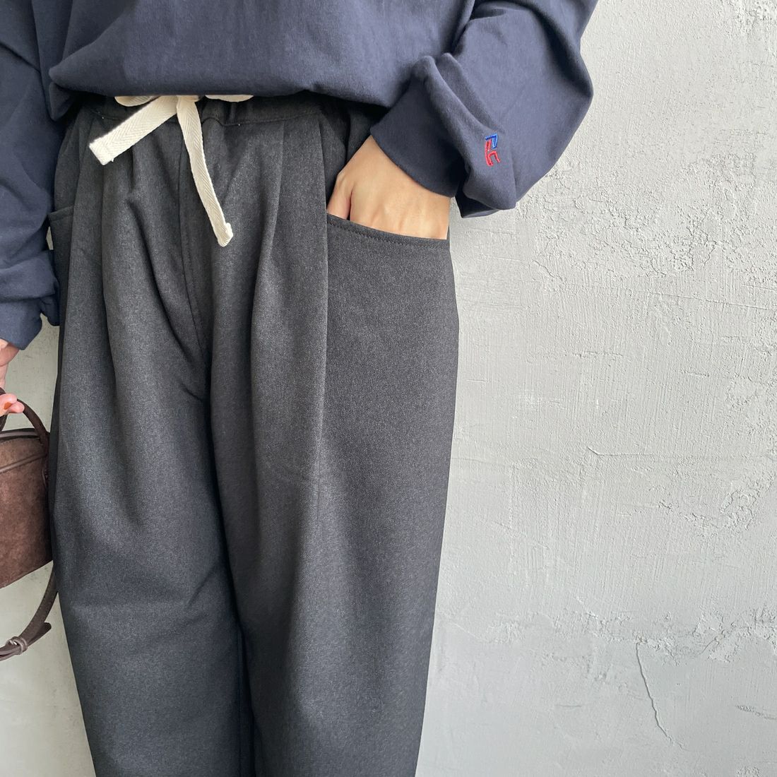 DANTON [ダントン] タックパンツ [DT-E0274FLP] DK.GRN GRY &&モデル身長：160cm 着用サイズ：36&&